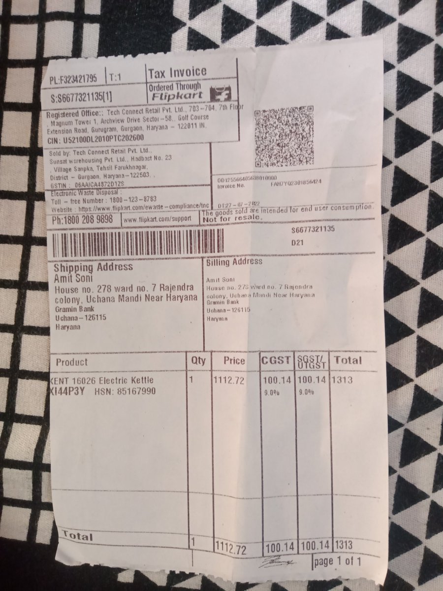 AmitSon81103155's tweet photo. @Flipkart  got a damaged and old used kettle on 4 August 2022 in Rajendra Colony Uchana kala Jind Haryana . After so many complaints and replacement request of this worst product got zero solution. No solution worst ever experienced with Flipkart. https://t.co/JyrThJdURP