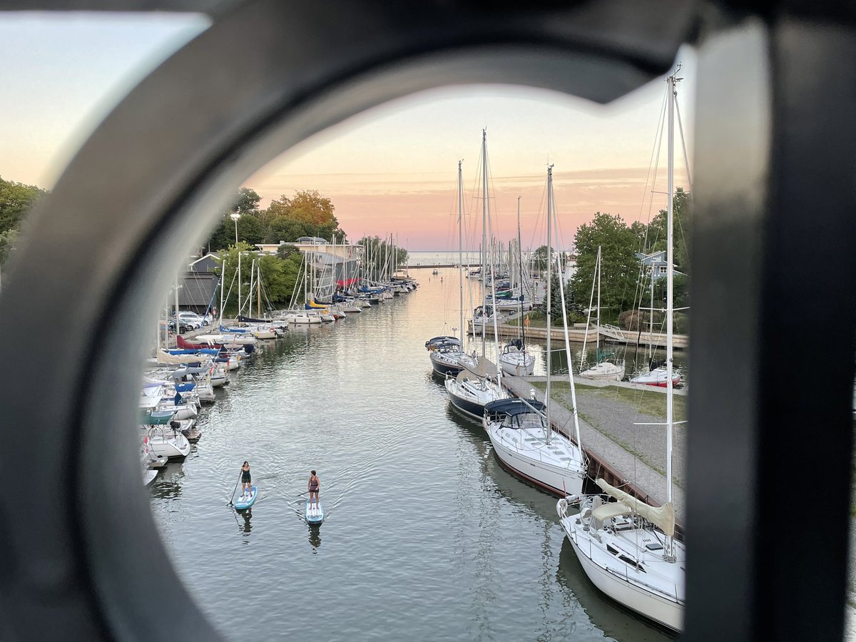 shane_schfld's tweet photo. Lake Ontario summer nights. https://t.co/QbMfGHXlAw