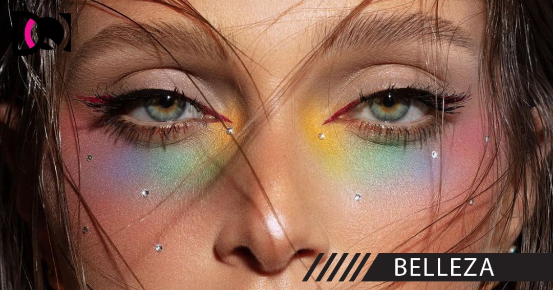 soydiquintero's tweet photo. El maquillaje joya es la tendencia de 2022
#makeup #soydiquintero #beauty https://t.co/mmzhBDowRE