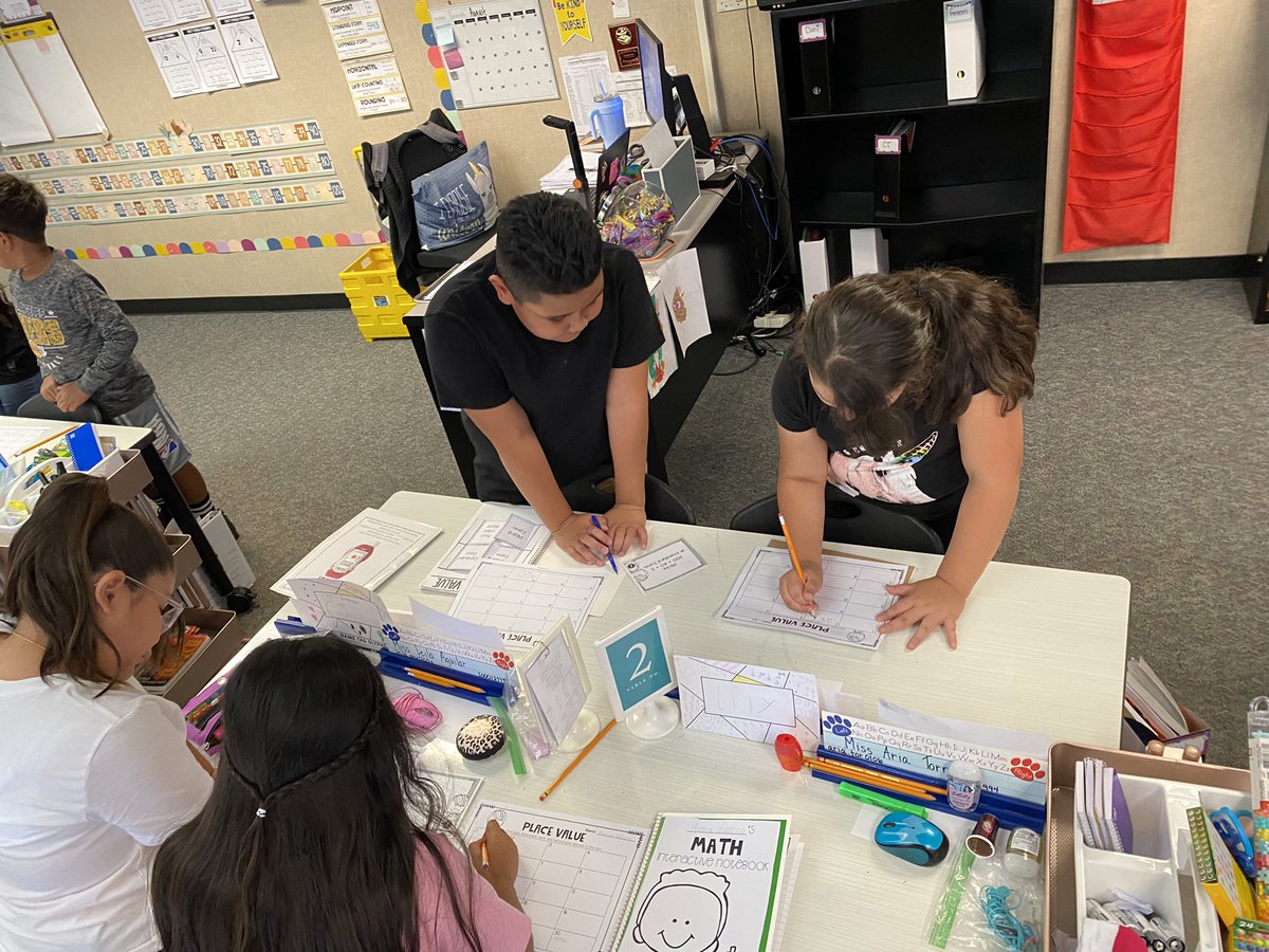 vvusdbethune's tweet photo. Our 3rd graders leaned on each other to collaborate on some math problems 🤩 https://t.co/anCe8wbk2M
