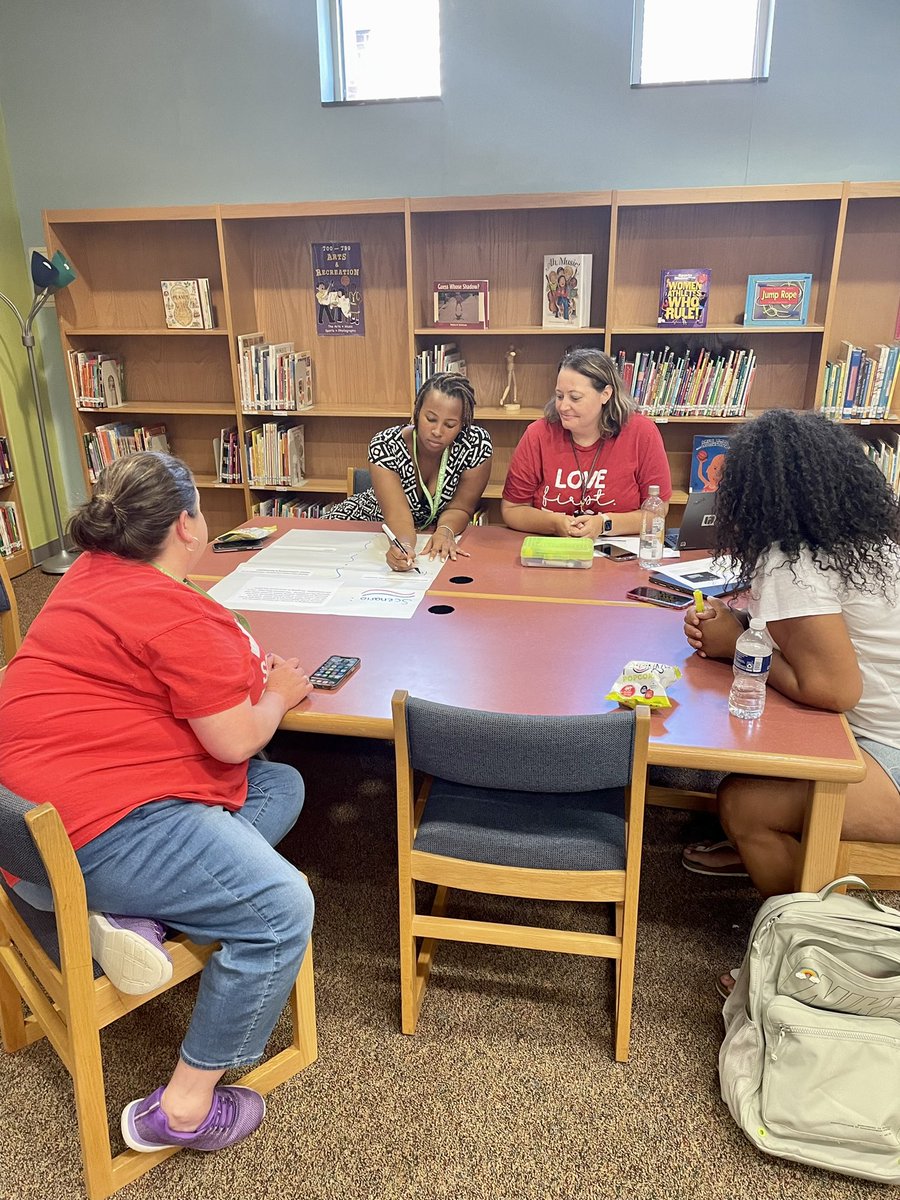 Michelle McDaniel tweet media