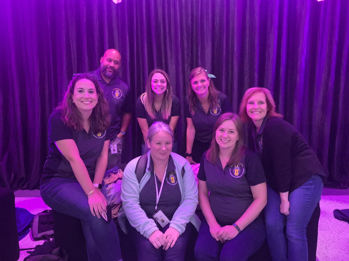 MrsContizano's tweet photo. @CabCoSchools , you outdid yourselves! What a great day at #CCSRISE2022 !! A HUGE thank you to the many people who worked tirelessly to put together an event that celebrated, energized and encouraged us all to RISE!  #ccsgrowsteachers https://t.co/7fwFS1yNeg