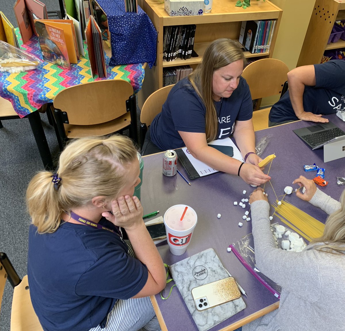 Hilary Gillespie tweet media