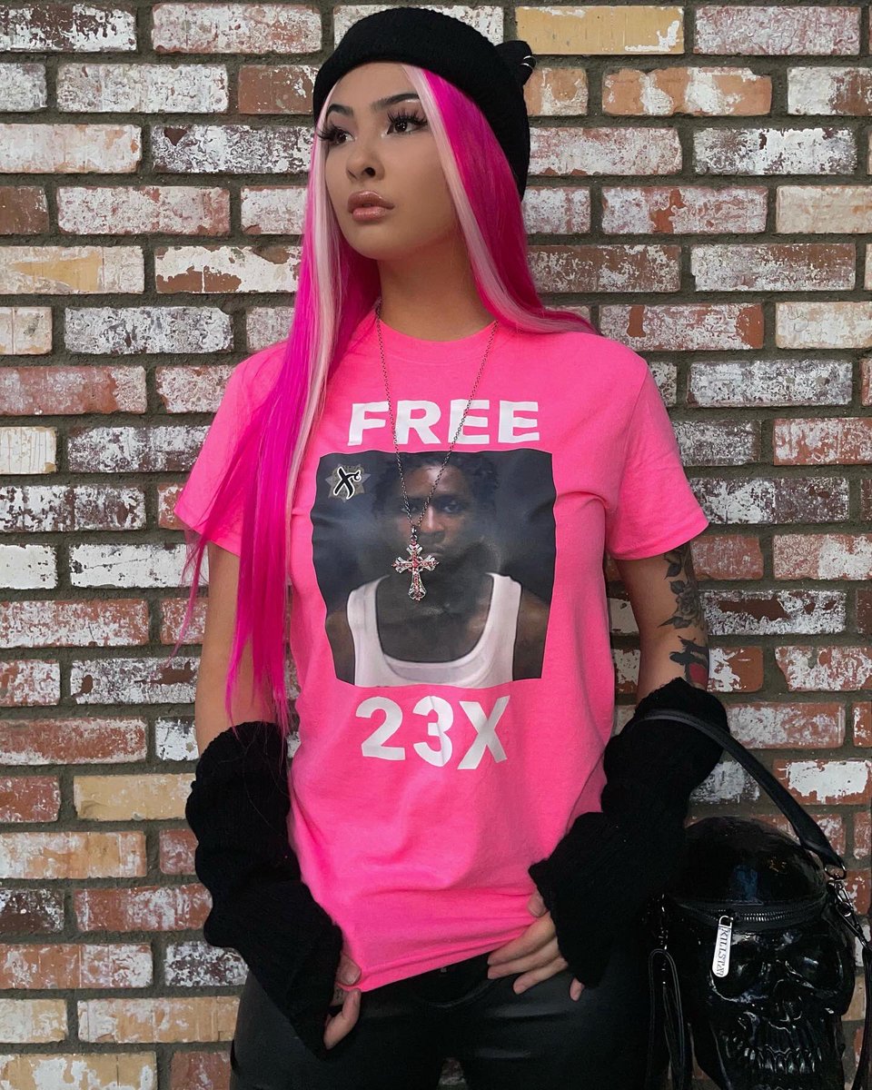 ilove23X's tweet photo. FREE 23X SHIRTS AVAILABLE ON THE WEBSTORE!! 🌐💚🐍 https://t.co/fC1SN5FItg