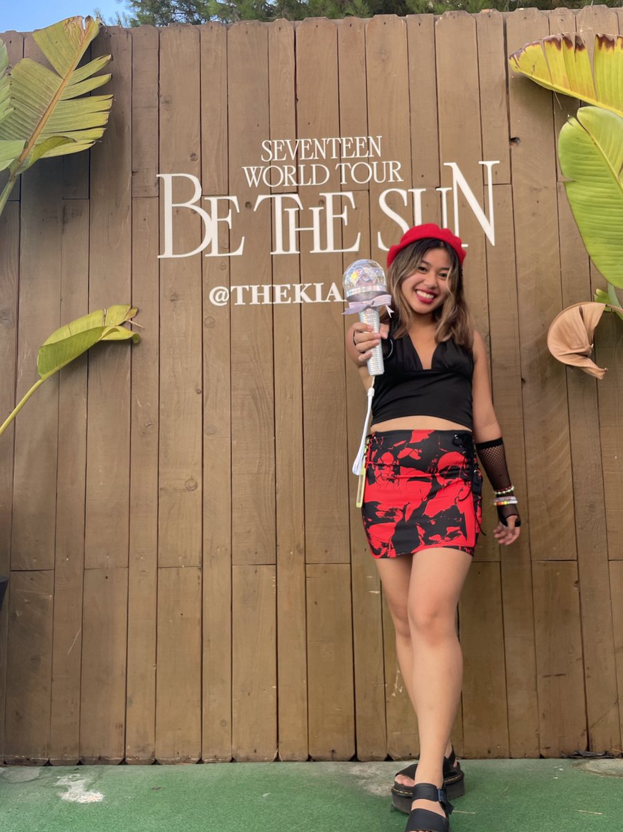 biancaarein's tweet photo. boots down the forum!!! #BeTheSunInLA https://t.co/rii3QRc6Ft