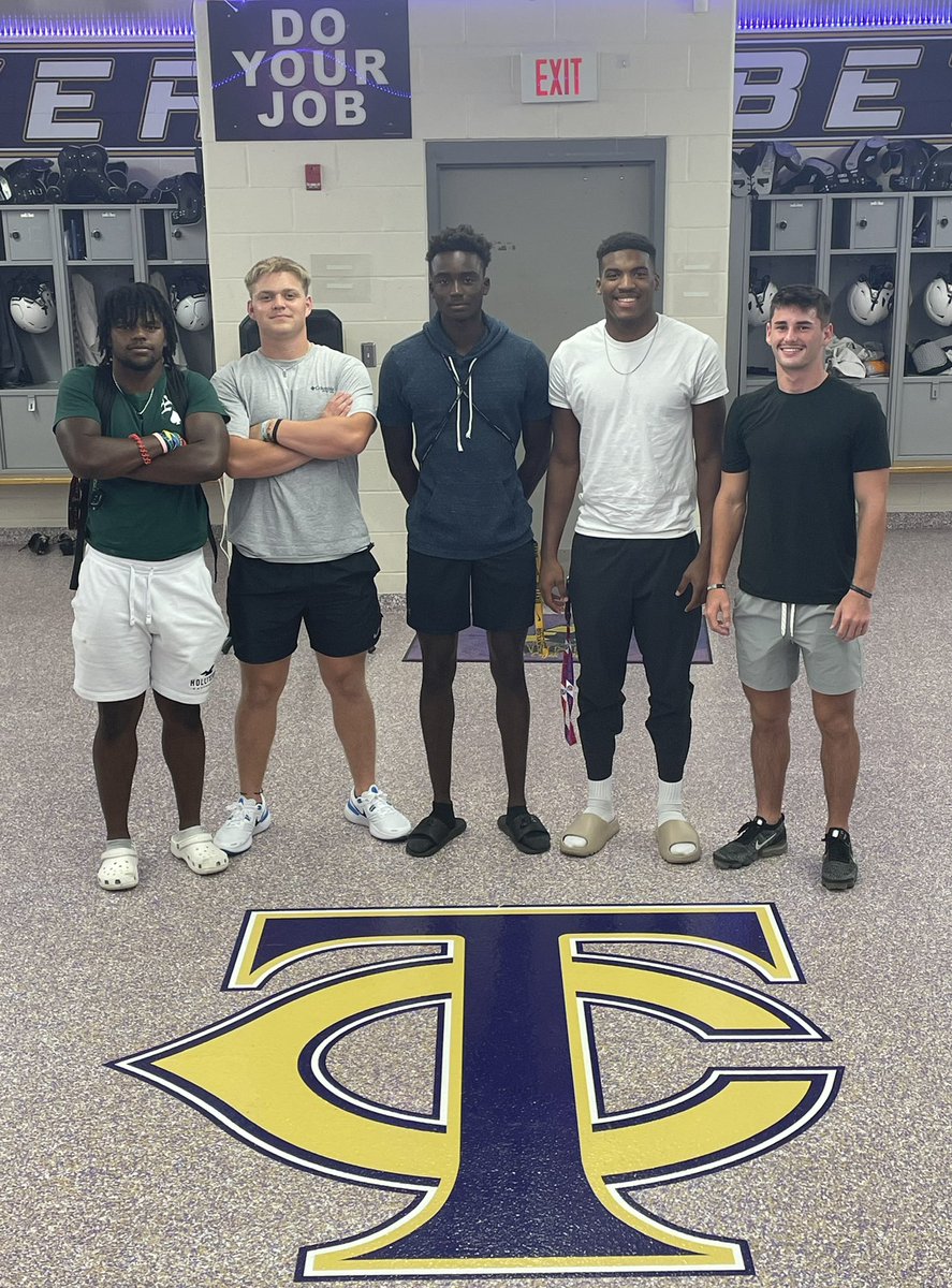 Congrats to our 2022 <a href="/TCHSFootball/">TCHS Falcon Football</a> Captains.  <a href="/23DevinGreen/">Devin Green</a> <a href="/jett_lund91/">Jett Lund</a> <a href="/LevarThornton/">LeVar Thornton, JR</a> <a href="/LonnieJohnson01/">Lonnie Johnson</a> <a href="/maddoxallbritt3/">Maddox Allbritton</a>.  <a href="/KISDAthletics/">Keller ISD Athletics</a> #falconpride