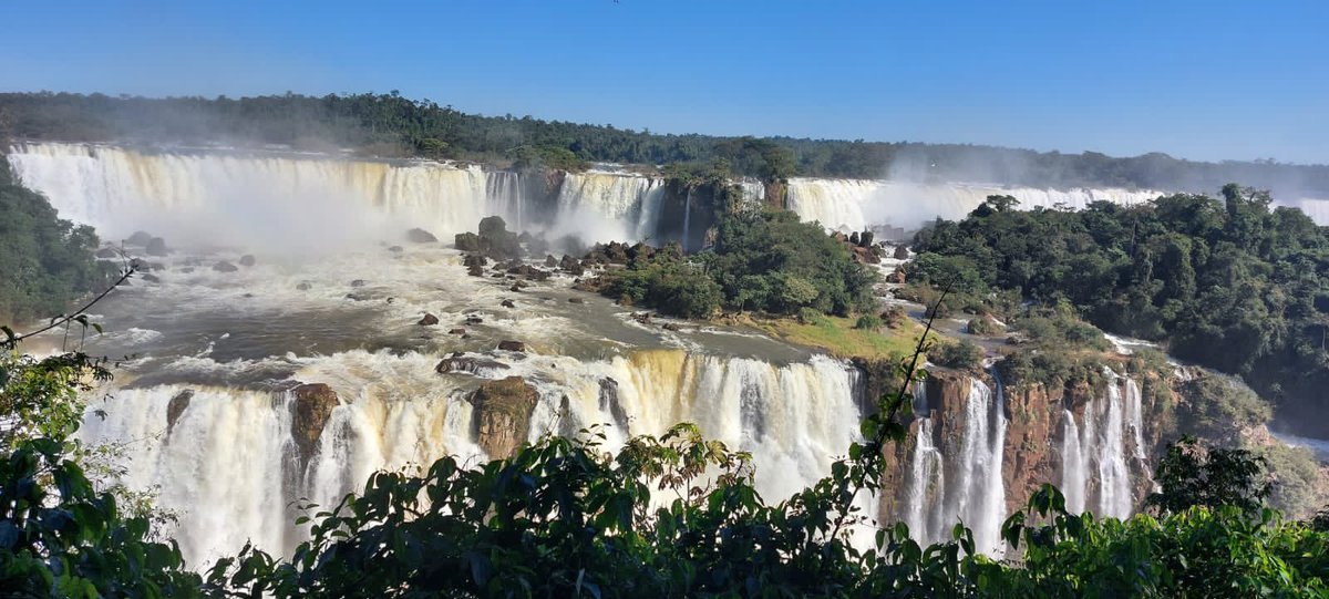 GaabiiAllen's tweet photo. @quiz_viajero 🇧🇷 https://t.co/D2cGZNAdk5