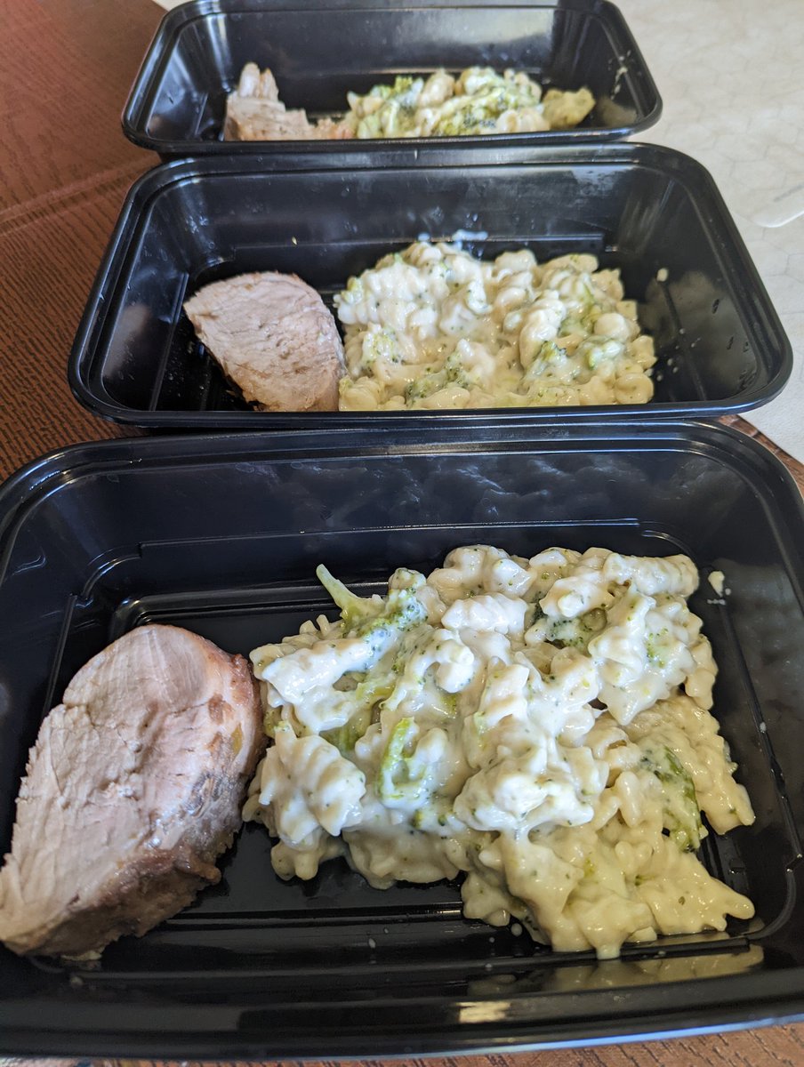 Alymra's tweet image. Honest cooking moment: Not every meal posted should be perfectly crafted pictures of gourmet-inspired dishes.

Meal prep: Pork loin and boxed pasta dinner with broccoli. I'm not ashamed to show this side of my cooking and neither should anyone else.
#honestcooking #twitchstreamer