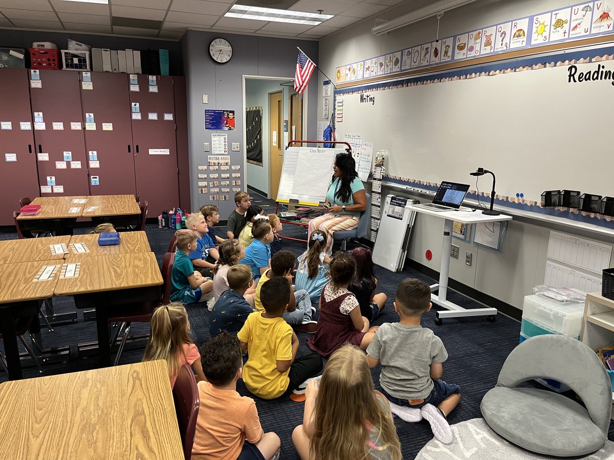 ⁦<a href="/BayEaglesSoar/">Bay Elementary</a>⁩ Our Bay Eagles are back! 💙❤️🦅 #bayeagleslearn ⁦<a href="/thinkfree1976/">CCRK</a>⁩