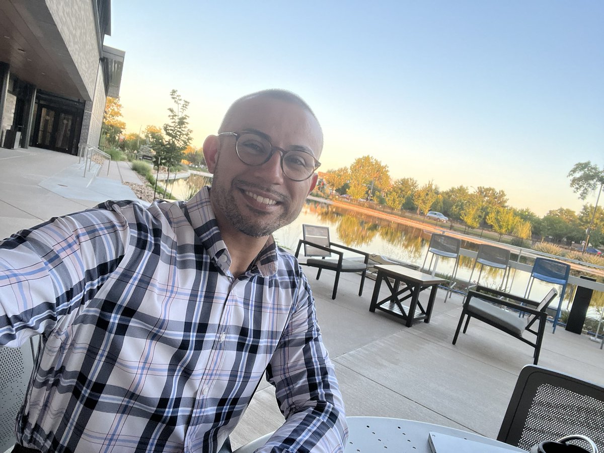 JavierC_PRPA's tweet photo. Enjoying a beautiful evening outside of our office catching up on some items. #Summer https://t.co/mImZI3tdFH