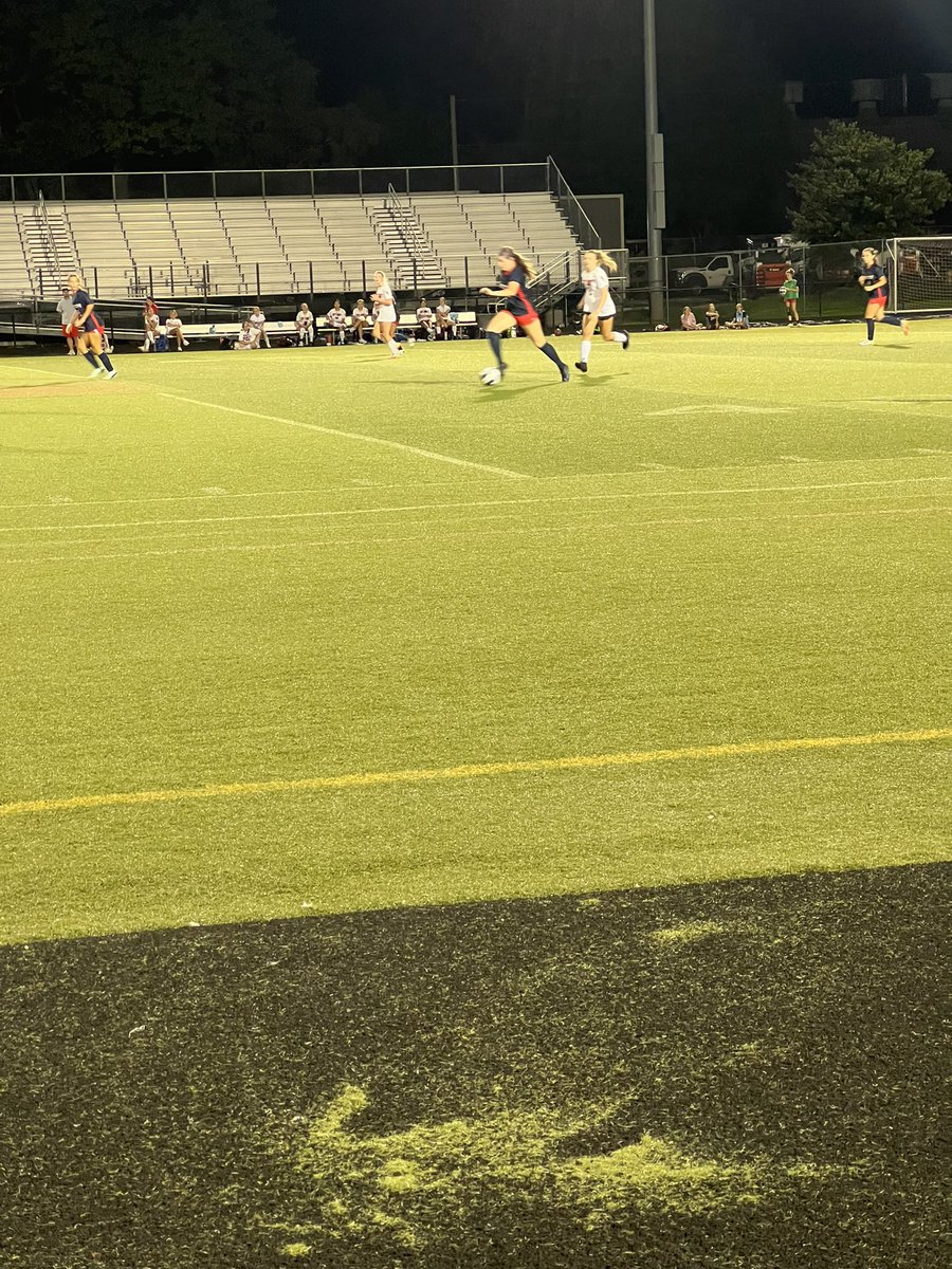 LHSHOOPS23's tweet photo. Awesome night to witness @Soccer_Generals put on a beat down tonight! Way to go generals!! https://t.co/cytq4TErgj