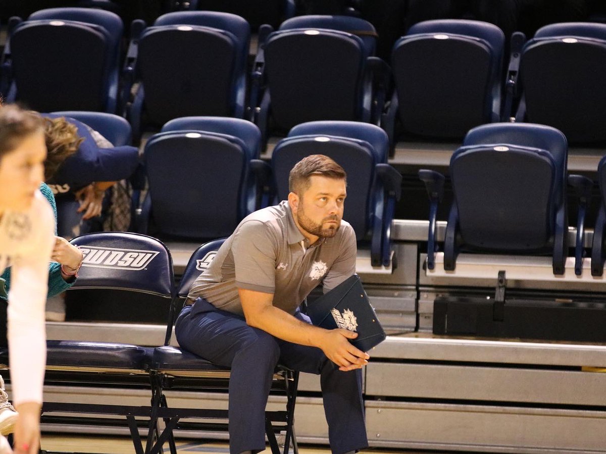 SWOSUvolleyball's tweet photo. We can’t let the day end without wishing the best bulldog around, and SWOSU Volleyball head coach, a big  HAPPY BIRTHDAY!!! Coach, thank you for what you do for this program, this school, and this town! 🐶 https://t.co/YJqJoNEiOx