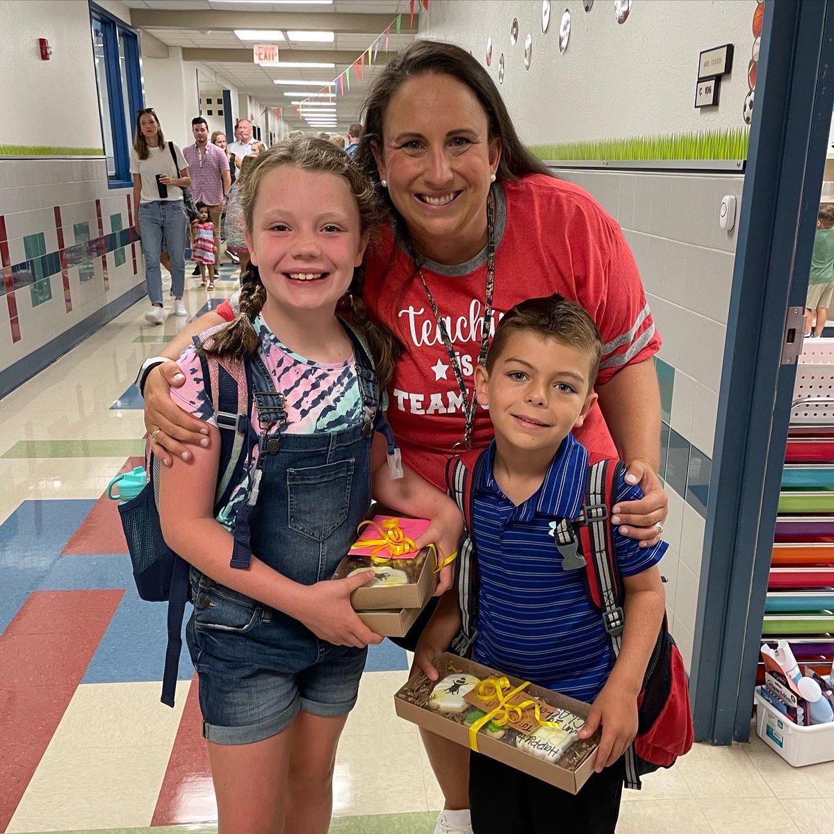 Happy First Day of kinder, 3rd, and PK to us! Hard to believe it’s my 17th First Day as a teacher! <a href="/EarlyGcisd/">GCISD EARLY CHILDHOOD</a> <a href="/GESStars/">Grapevine Elementary</a> #gesshineon