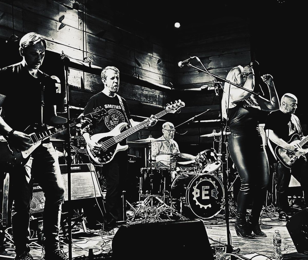 4AcesandaQueen tweet media