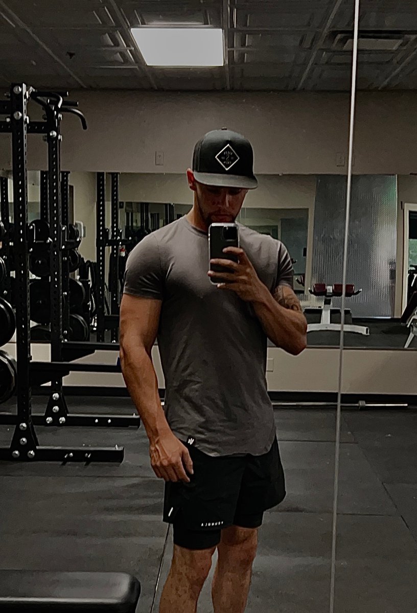 11_bass's tweet photo. Unblock me bitch, you gonna see me win now. https://t.co/9uvihYIQFQ