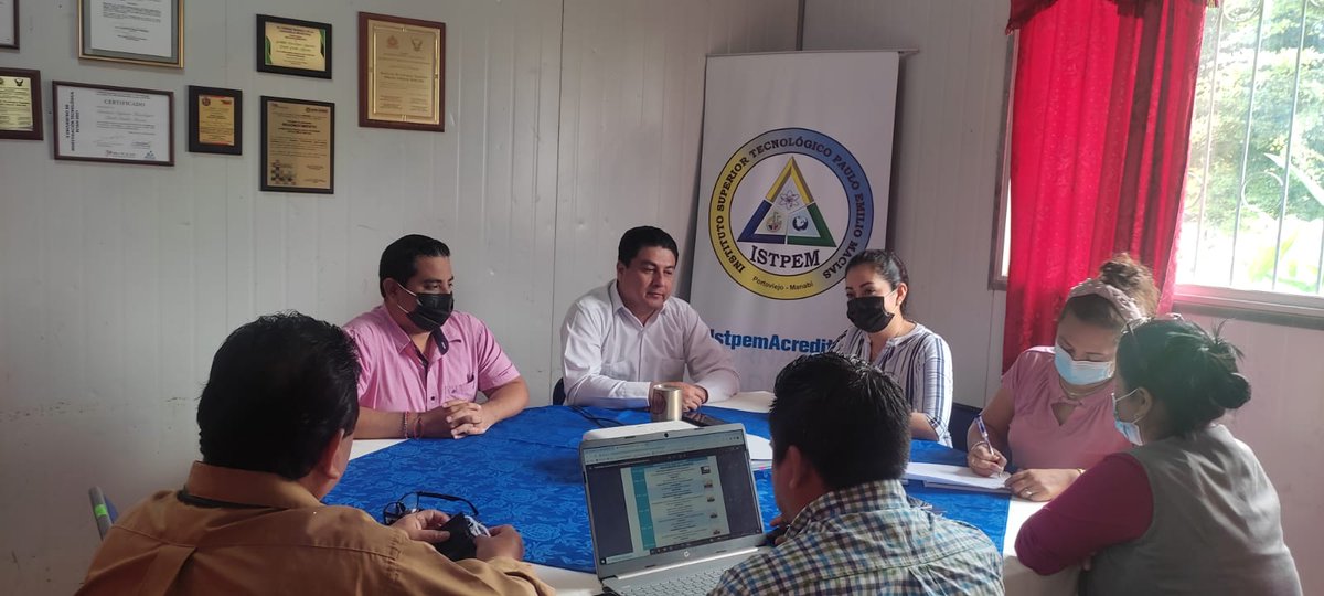 ISTPEM1's tweet photo. Conjuntamente con el CIDE Ecuador, el #ISTPEM organiza detalles para el V congreso internacional de educación que iniciará el próximo 24 de agosto. En este evento participará la comunidad académica inmersa en procesos de desarrollo y atención de la primera infancia. https://t.co/pVsk9n9NCn