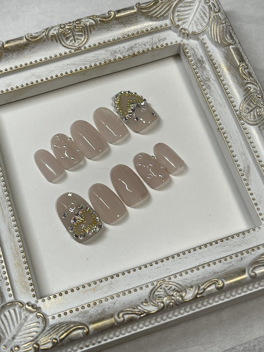 sunandmoon_nail's tweet photo. ネイル
韓国ネイル
キラキラネイル
ネイリスト
ネイルチップ
ネイルチップ販売
ネイルチップ通販
ネイルチップ作成
ネイルチップ受付中 https://t.co/oVCOYNHVQk