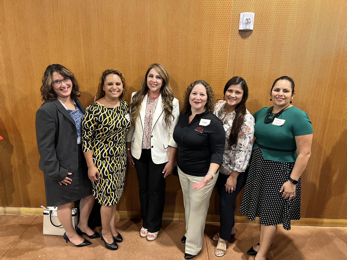 ahsadallas's tweet photo. Board Members represented AHSA as Latino organizations and partner universities from across Dallas celebrated our Stellar Superintendent @DallasISDSupt @LauraRubioGarza @DianaVNunez @RubyRamirezDISD @Katie_theAP @N_Bernardino @BANDDISD https://t.co/R0RncsFbXh