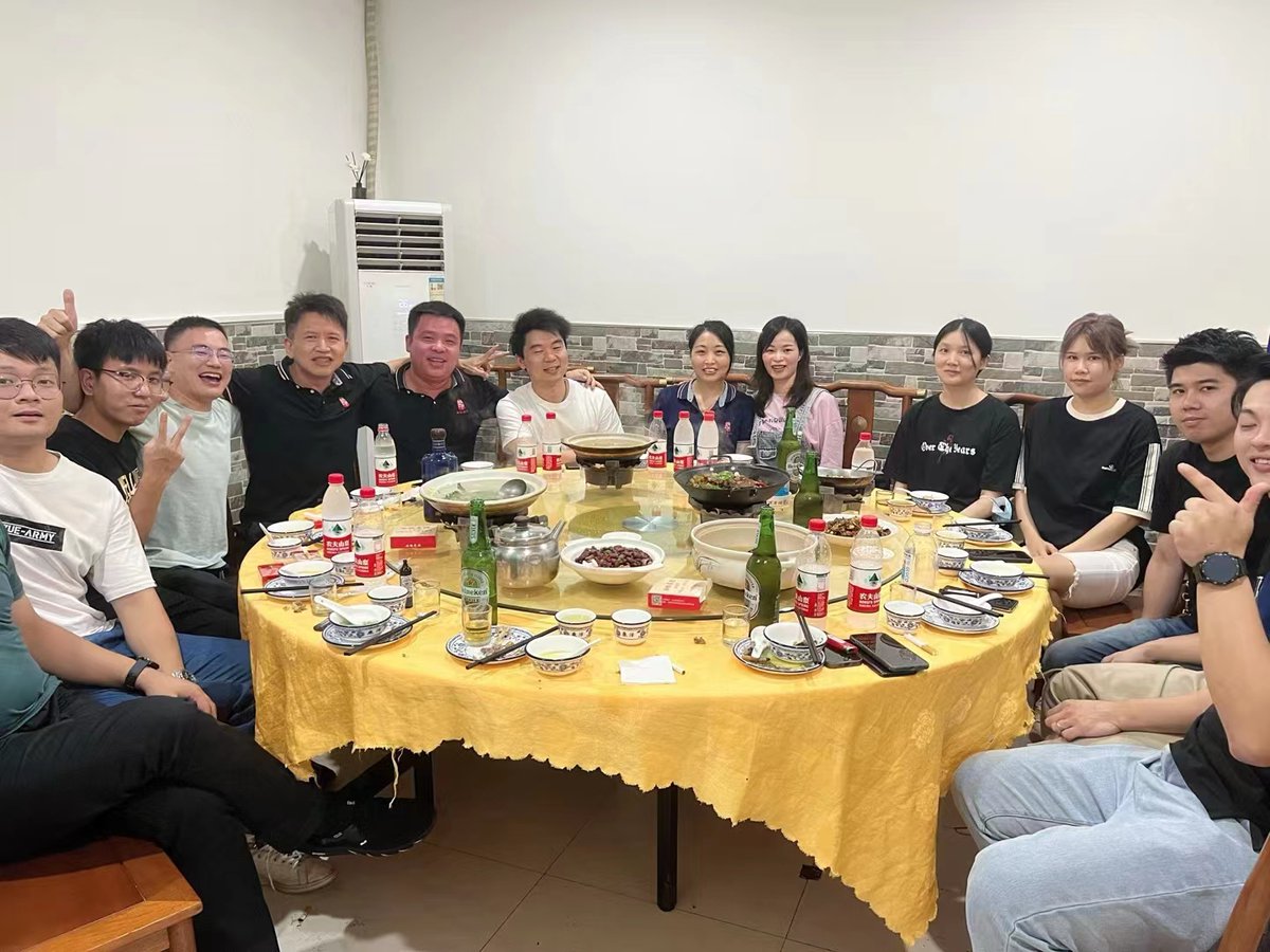 EcapJulie's tweet photo. ECAP Sales Team！^_^

#ecap #sales #team #cbd #thc #hhc #thick #thin #oil #cannabis #hemp #marketing #cannabiscommunity #cannabismarketing #distillate #cartridges #disposablepen #cbdcartridges #cbdwholesalers #B2b #distributors #USA #NORTHAMERICA #CANADA https://t.co/aQtAIeEJ1k