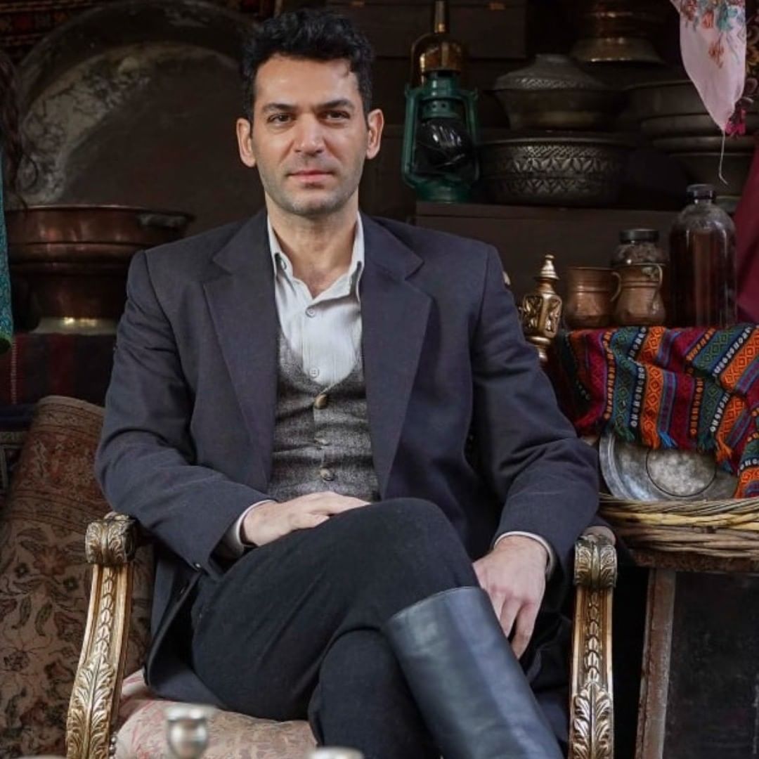 iyi geceler

ona bak <a href="/MYildirimResmi/">Murat Yıldırım</a>

Söylesene, tüm adımlarını takip etmemiz için bizi ne motive ediyor?

neden bizim için bu kadar özel oldu?

#MuratYıldırım 
sen bizim için çok özelsin