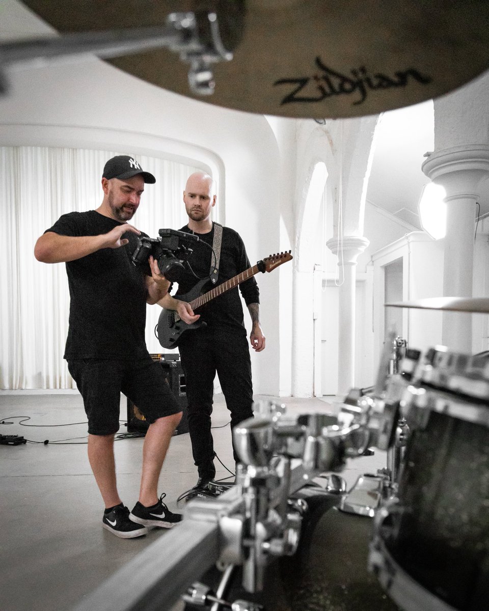 🎥 7 Days - Band Factory Media
Pre-Save ‘MATTER’ out 25/08/22

#voiceamongthemany #matter #single #newsingle #newalbum #melbourne #australia #progrock #progmetal #progarchives #prog #alternative #emotive #independant #bandfactorymedia #gyrostream #eststudio #emptyrec