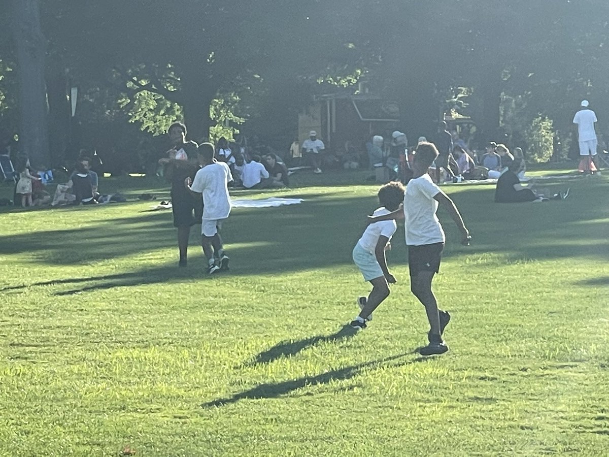 chrisronayne's tweet photo. Thanks #TeamUCI for producing the 17th season of WOW! Another summer of memories made @inthecircle You Rock! 🎸 https://t.co/HbRlYvYzJC