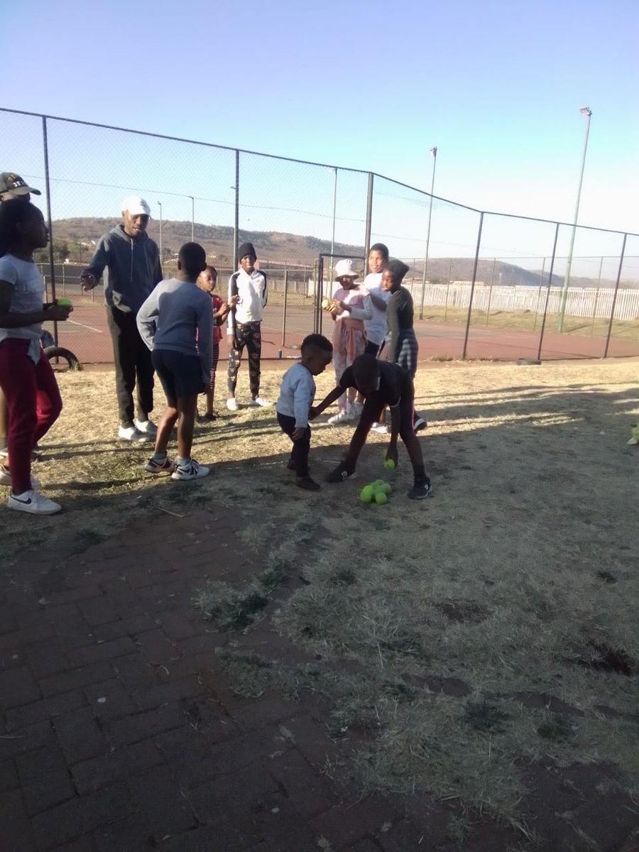 Sizwe05Sports's tweet photo. @impiloSportsNPC Wacky Wednesday is dedicated specifically to educational indigenous games, lot's of fun 🪁🎋🎊🎾❤️
@BraMoss45016016 @barry_nkomo @JustCallMeMpumi @tjubistar @sewawam https://t.co/nc4V3S9txj