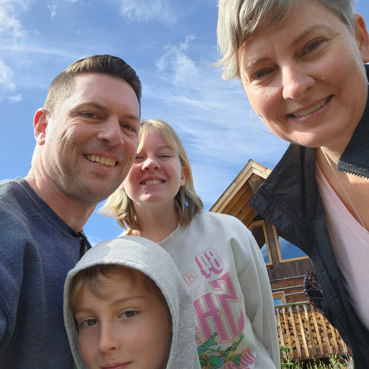 michaelboland74's tweet photo. #NewProfilePic https://t.co/sEsp1q1tit