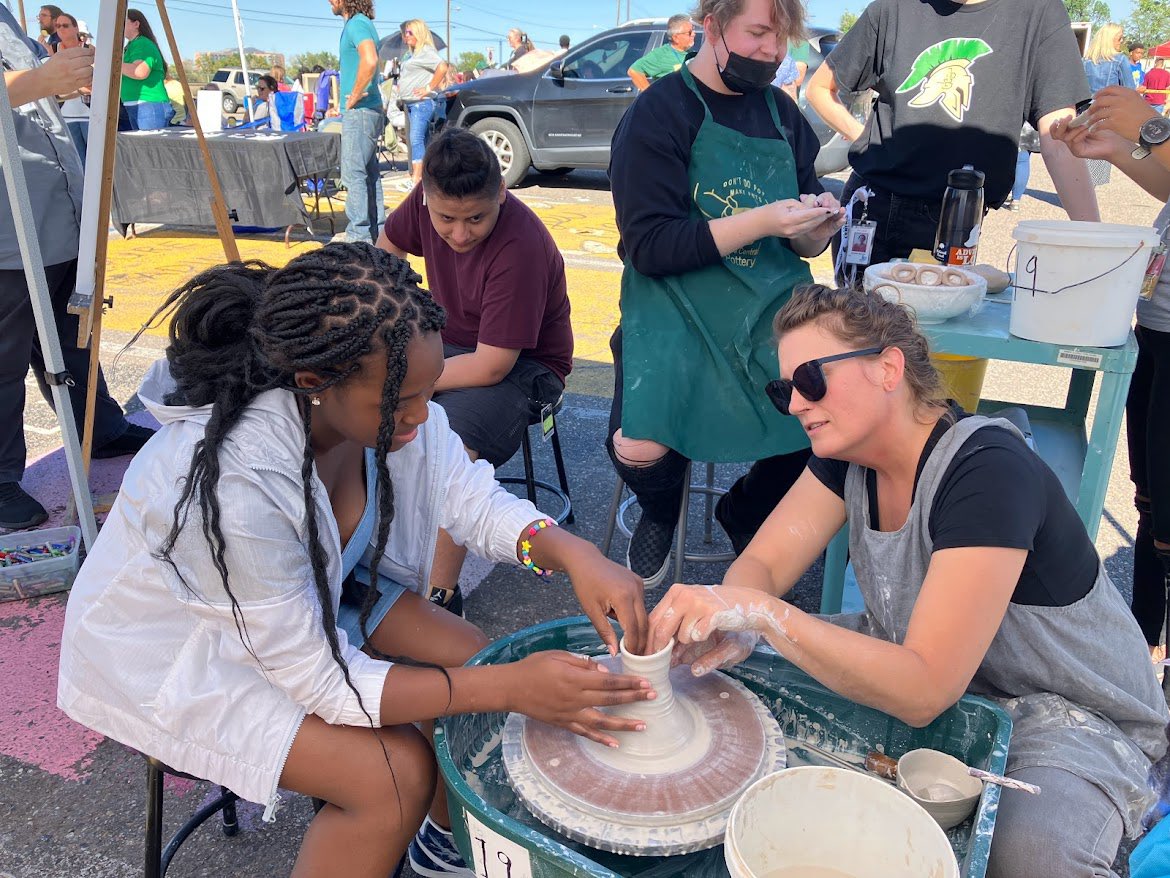 actrojans's tweet photo. 📚Back to School Night✏️

What a turn out! Our community partners and staff enjoyed meeting our students and families! Music, fun &amp; food. Let’s make this a great year! 

#achspride #trojans #aurorapublicschools #wearecreators https://t.co/UbBupsxtc9