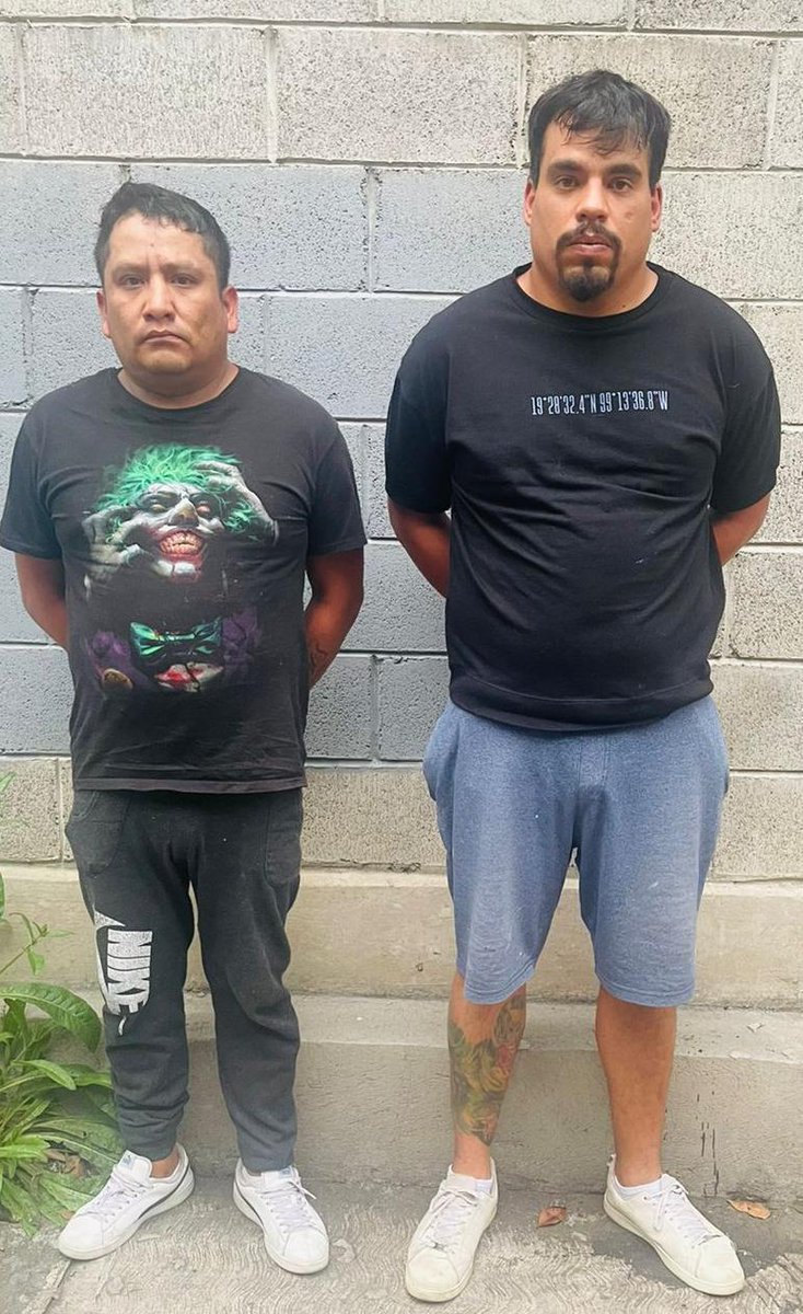 isidrocorro's tweet photo. Los identificas?  Son presuntos integrantes del CJNG que operan en la CDMX. Agentes de inteligencia de la @SSC_CDMX los detuvieron con droga. El pasado 8 de agosto atacaron a tiros una panadería cuyo dueño se negó a pagar derecho de piso en San Pedro Xalpa en Azcapotzalco. https://t.co/fv5HVsquY0