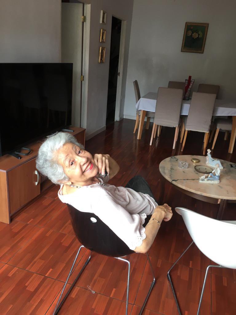 estefiherrera_'s tweet photo. i am raising money for my sweet great aunt has been diagnosed with breast cancer after 13 years of remission. she is still in venezuela where medical care is not what it used to be and she needs surgery asap 🤍 https://t.co/D0XtYA60qN https://t.co/UFd5z9znsH