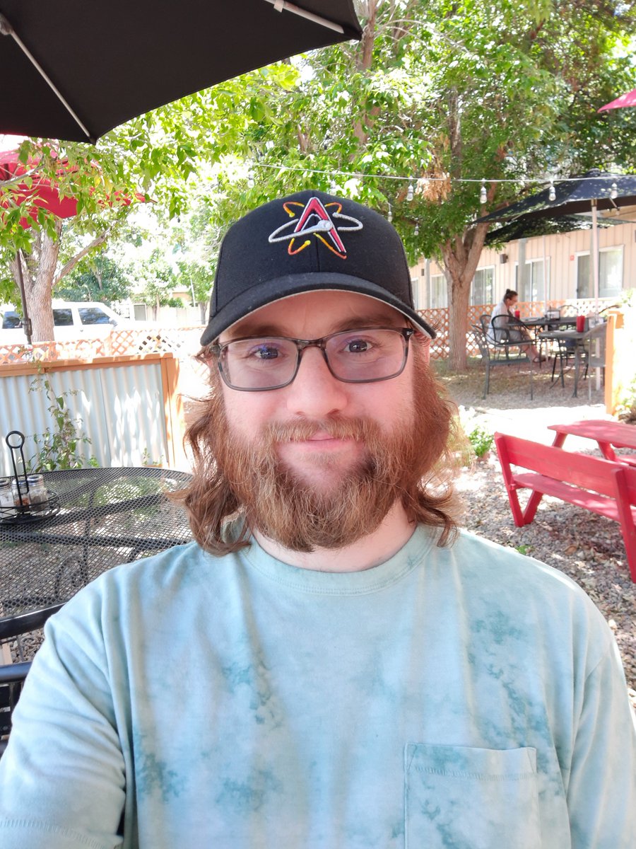 Hey friends, been a slow month this month. Could use a few new projects to work on soon... if you know of anyone who is looking for a music composer? Please let me know and feel free to mention me! 

Appreciate you all 😊🎵🐺

#commissionsopen /#indiedev #gamedev friendly rates.