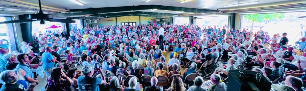 BetoORourke's tweet photo. This is what it looks like when you show up for Fredericksburg. https://t.co/4Nv3w0dO8Z