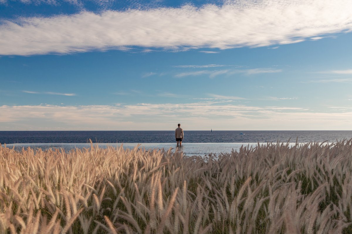 We want you to be at the center of something beautiful. @JWLosCabos