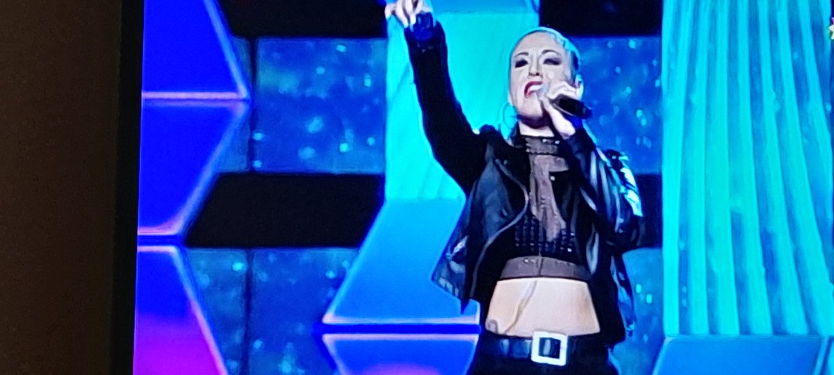 Tremenda voz de Camila en #CantaConmigoAhora