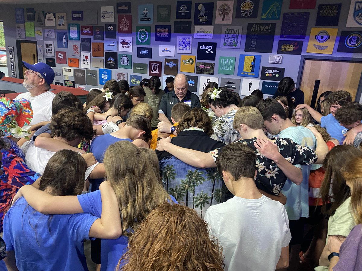 sycamoreskid's tweet photo. Tonight the students of @thenbyg invited the Principals/Assistant Principals of @rucoschools &amp; many other schools in our community (represented by students in our ministry) to be prayed over for the new school year. 

What a blessing to honor these heroes of our community. https://t.co/3vmMJPsjdc