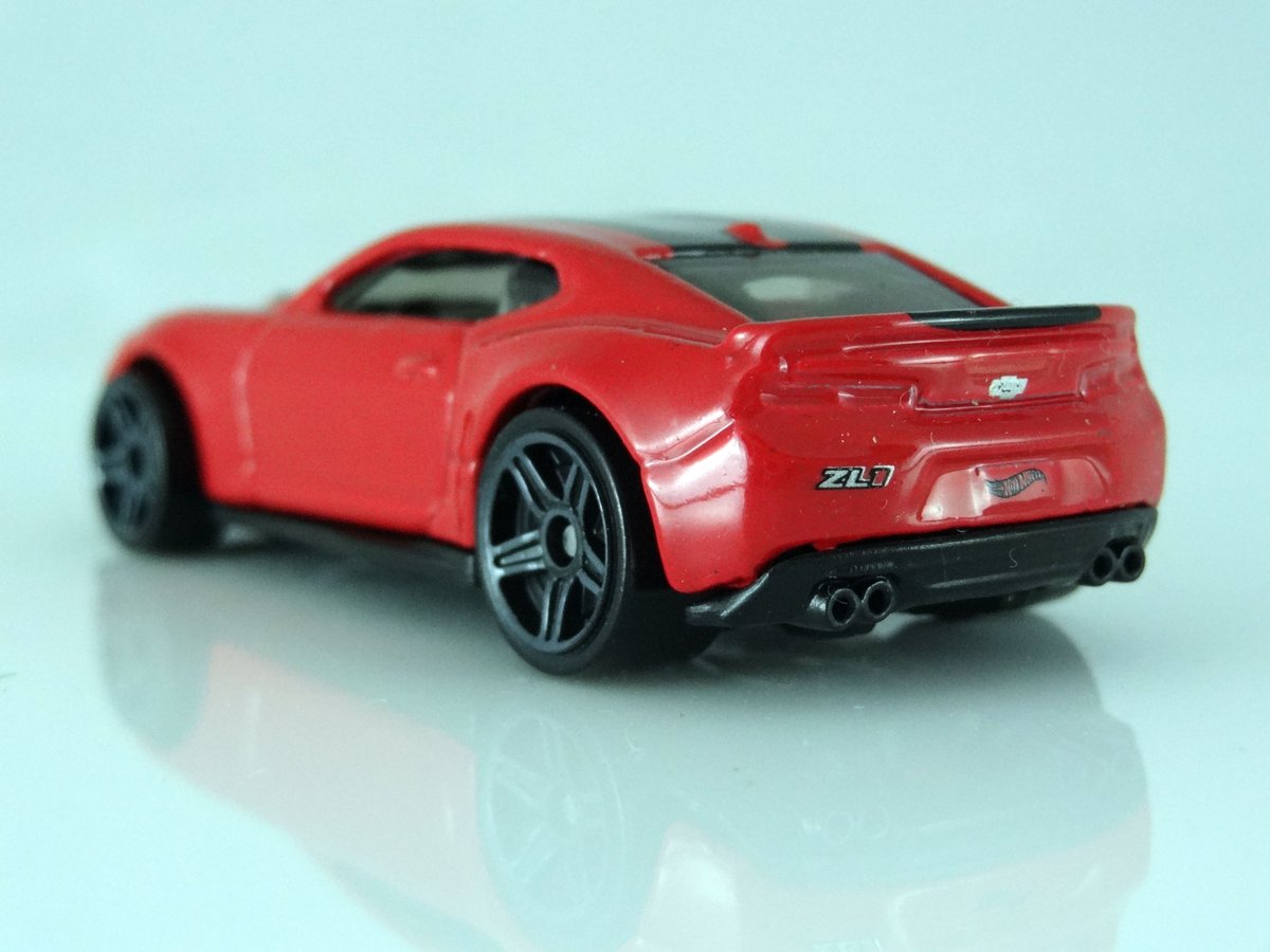 thetoysgarage's tweet photo. Chevy Camarzo Zl1 by Hot Wheels
#chevycamaro #chevycamarozl1 #diecastcamaro #diecastchevy
Share if you like!
#hotwheels #diecastcollection #hotwheelspictures #hotwheelscollectors #diecastcollector #hotwheelsdaily #loosediecast #164diecastcars #164collector #164photography https://t.co/JbEY3UCO6R