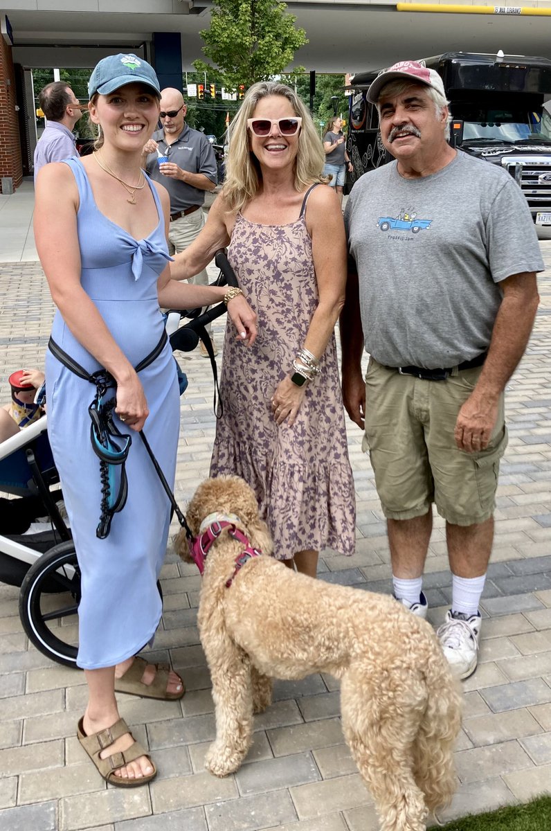 Duncan4FC's tweet photo. Neighbors gathered Wednesday for the first outdoor community event at Founders Row: a 4-6pm “happy hour” featuring the Big Tow band and free flavored shaved ice from Anita’s. Sponsored by Tori McKinney and her Rock Star Realty group. Watch for 3rd Wednesday programs each month. https://t.co/vVi5lX6aqI