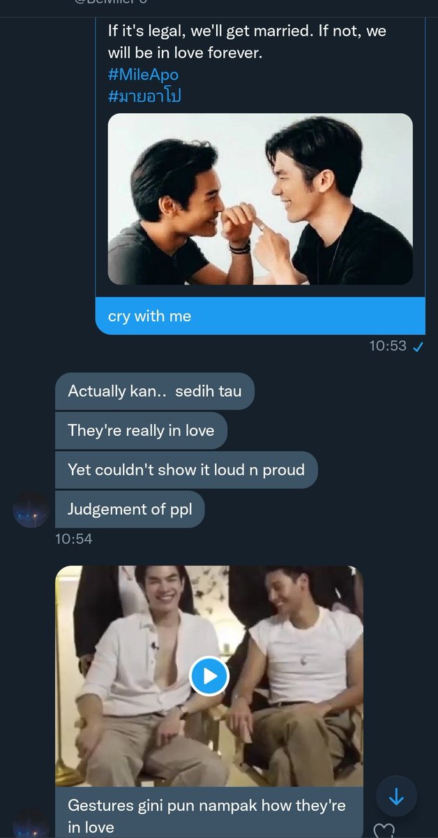aposhyshycat's tweet photo. it's supposed to be #KinnPorscheThirstday now why i start my day with tears aaaa jeballl 😭
@BeMilePo this is all your fault 😔 https://t.co/zaH7oZDyp0