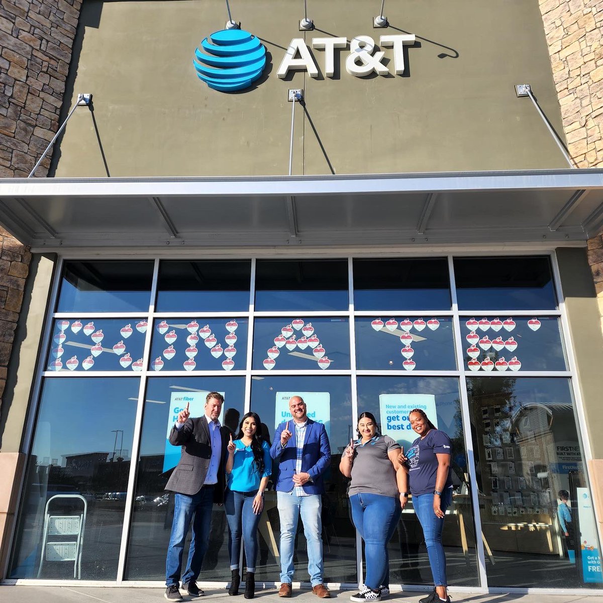 Thank you @ATTPortablesEVD  for stopping by today! You know Livermore team and myself are always excited to see you visit ! <a href="/LifeAtATT/">Life at AT&T</a>  @attportables  #lifeisgood