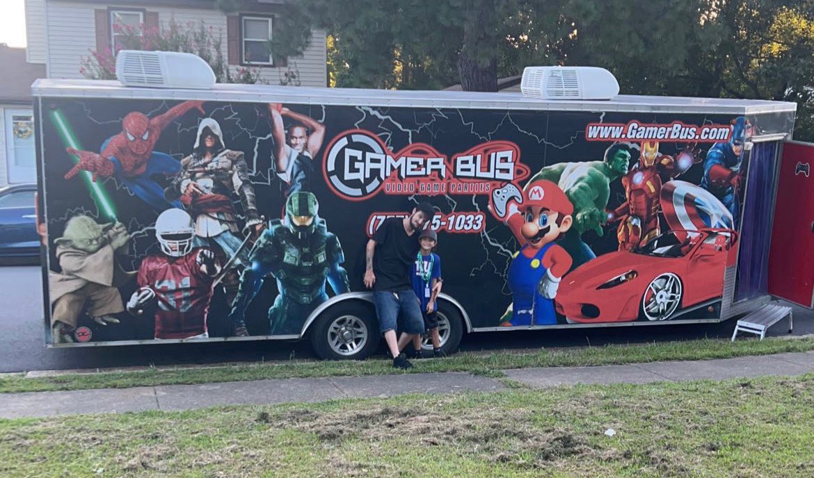 gamerbus's tweet photo. ⭐️⭐️⭐️⭐️⭐️ #gamerbus #gametrailer #gametruck757 #gamerparty #bestbirthdayever #videogameparty https://t.co/146XQyWgEr