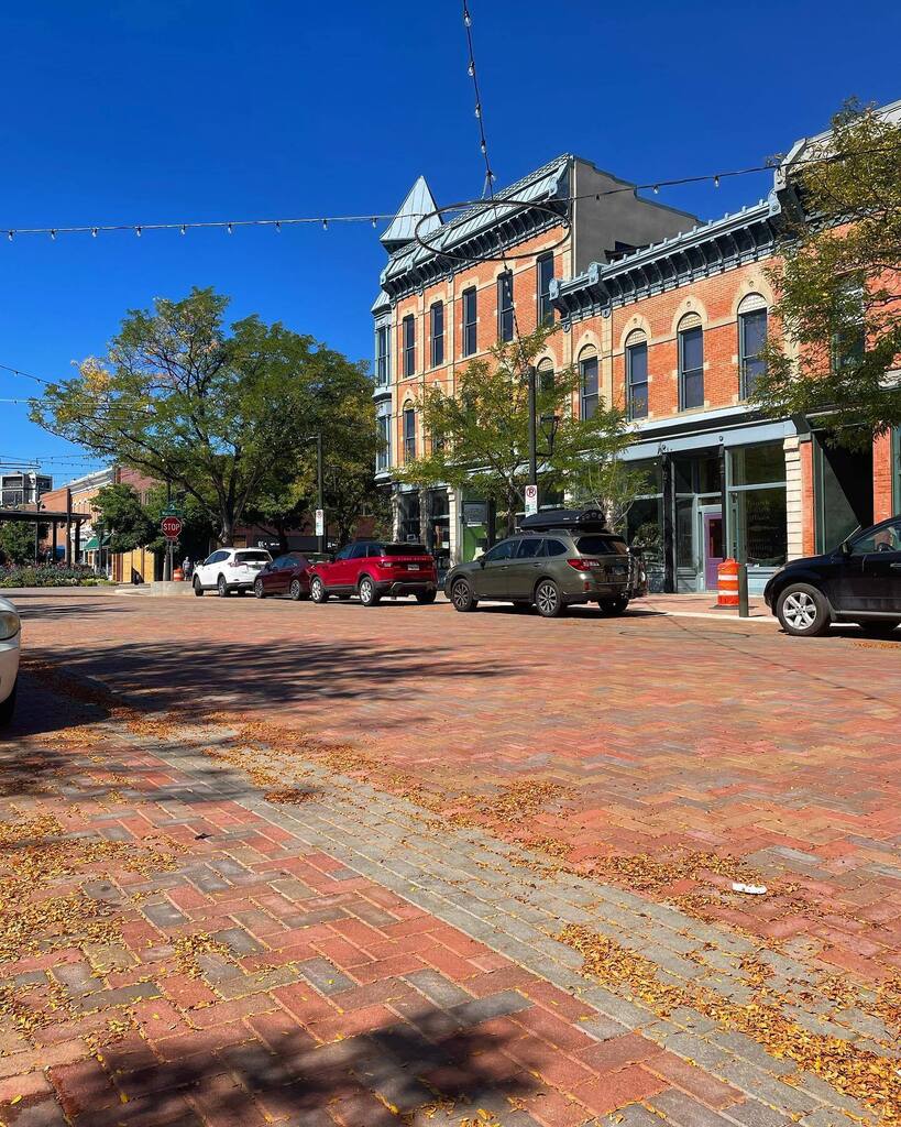 👀Have you visited Linden Street in #Downtown Fort Collins? Linden Street is being transformed into a “convertible street,” which is a roadway that can be closed to vehicles and used as a pedestrian gathering space. We can’t wait for all the special e… instagr.am/p/ChYocFxOT_6/
