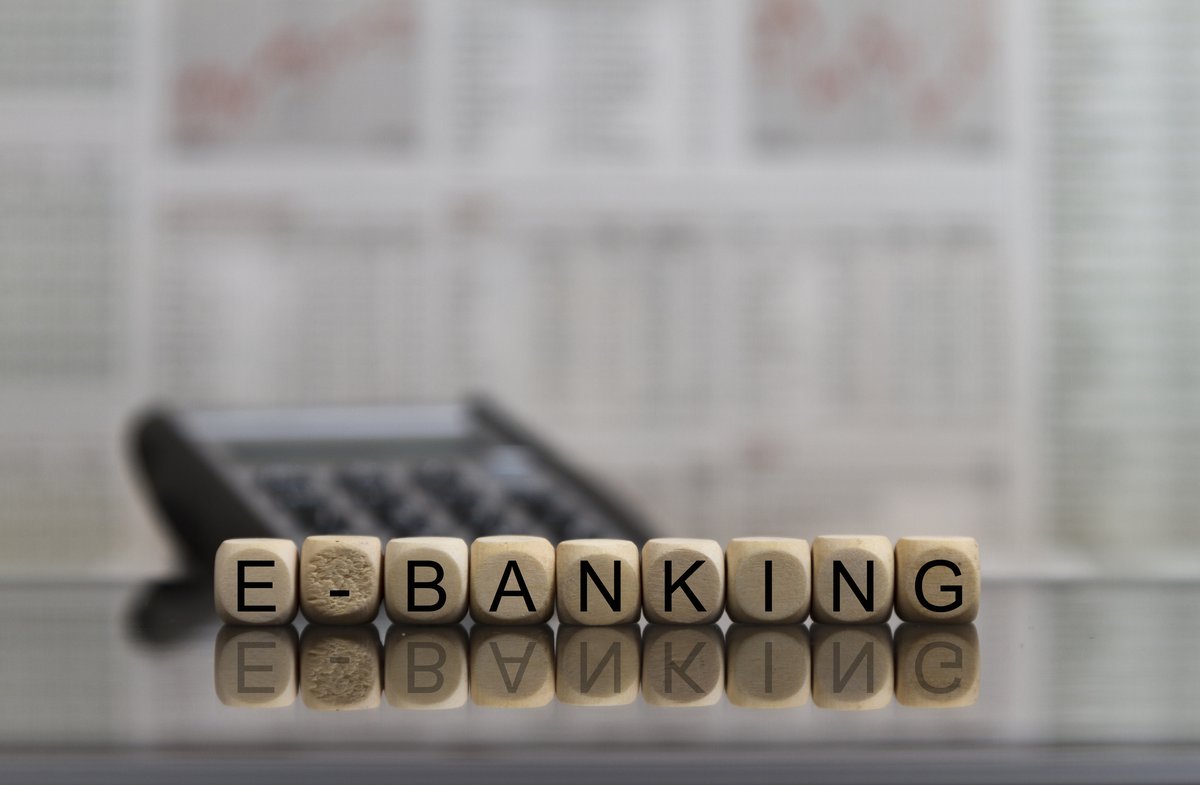 F_M1914's tweet photo. The holidays are approaching quickly, and we are equipped to make it less stressful than years past. Try mobile banking this year to keep up to date with your account balances! 

Self enrollment is now an option through our mobile app and website. Try it out today! https://t.co/ps2CkOpKOo