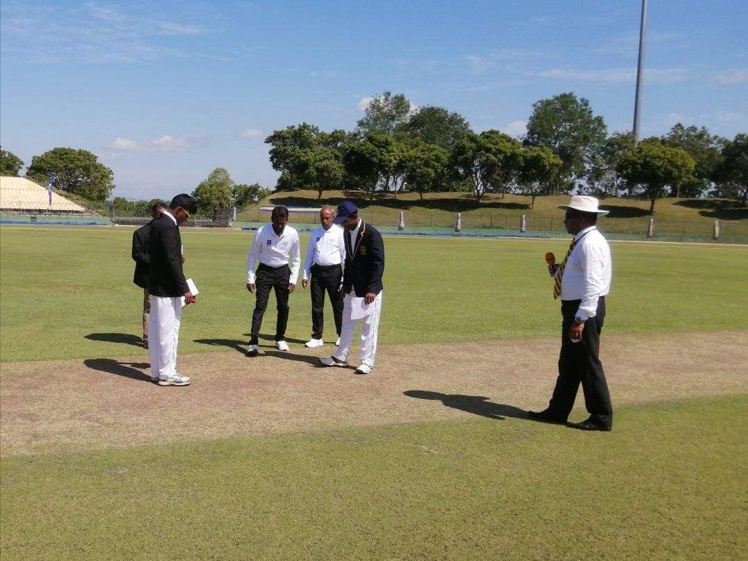 BATTLE OF THE GOLDS UVA 2022

CENTRAL COLLEGE BANDARAWELA VS ST.JOSEPH'S COLLEGE BANDARAWELA

CENTRAL COLLEGE BANDARAWELA WON THE TOSS AND ELECTED TO FILED FIRST.

#SchoolCricket #BMMVSJC #CheerJosephians 💙💛