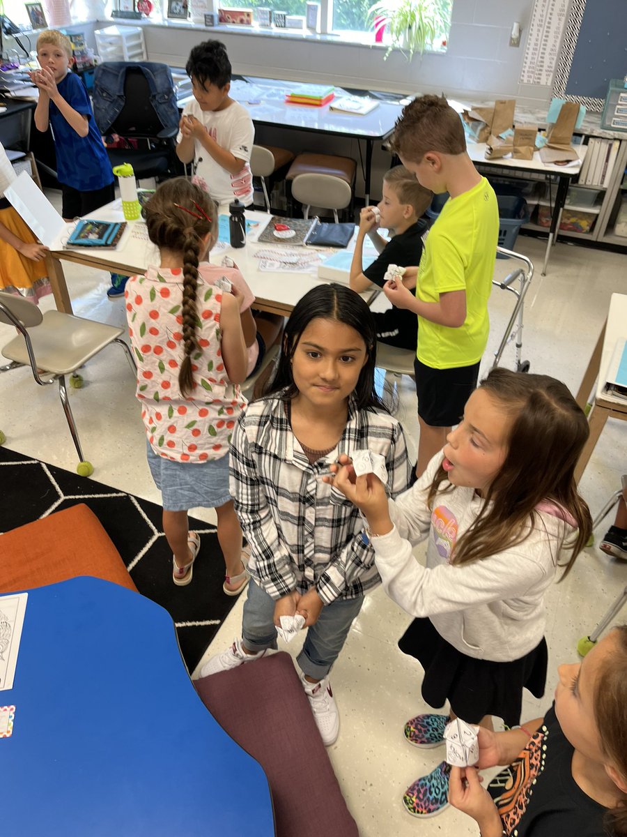StJohnWM's tweet photo. When you are so excited to be a Cherokee Cheetah…
#WEareLakota #CheetahPride @cheetahstweet  We had a great first day X2 ! https://t.co/gXJLxnQgKs