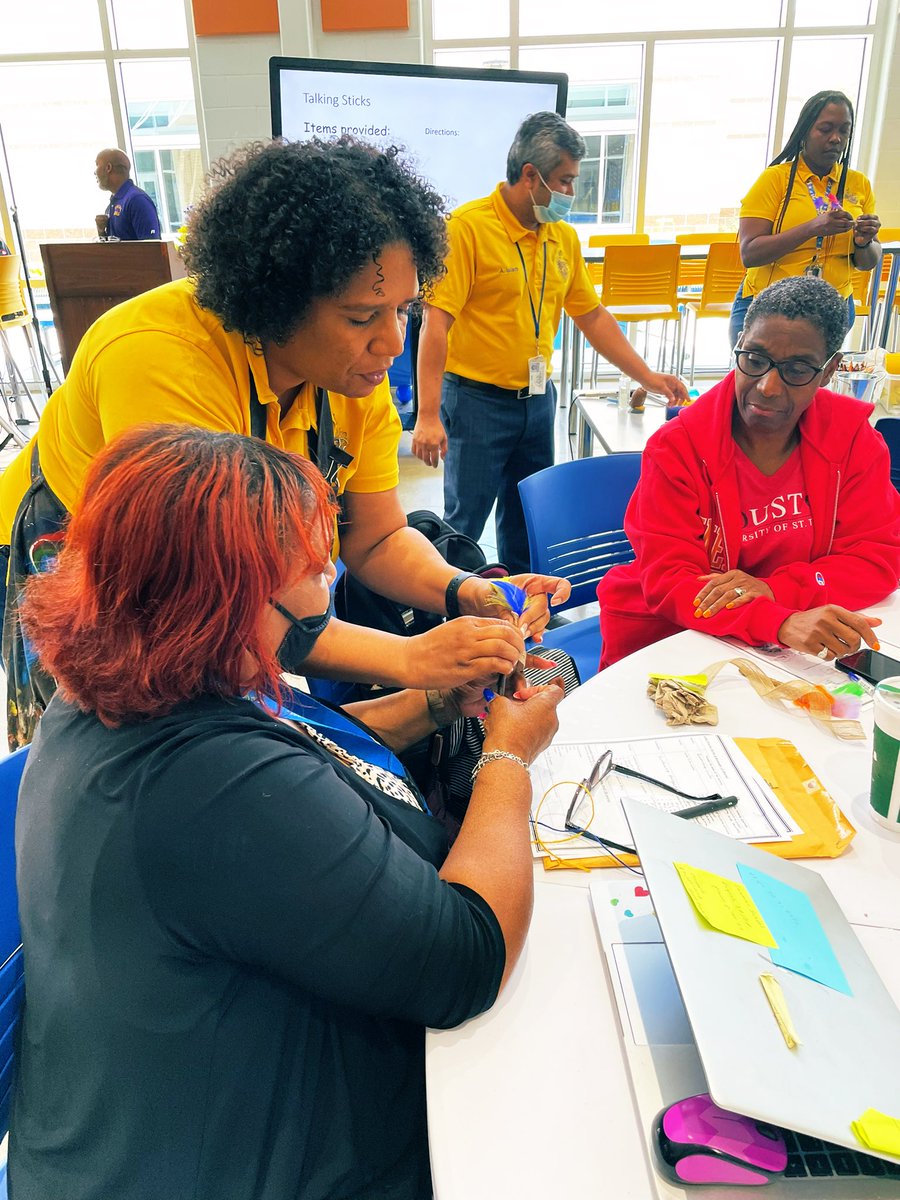 paintthetownMED's tweet photo. Do you know the history of a talking stick? The Leader In Me training today was fun and insightful! Thank you, @Artsdriven
#lighthouse #communitycenter #sevenhabits #leadHouston @BTW_Houston @btw_hsep @HISDHighSchools https://t.co/cMZo8hK3yr