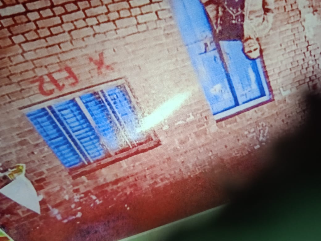 dharmendradixit's tweet photo. @CMOfficeUP @myogiadityanath  @OfficeOfNG  Dear Sir, My childhood house was located in NH1 highway Araul ( near Kannauj). My family  heart was associated with that house. My house was demolished and was not paid amount as per our registration documents. Can you please help https://t.co/j3pVO871vD