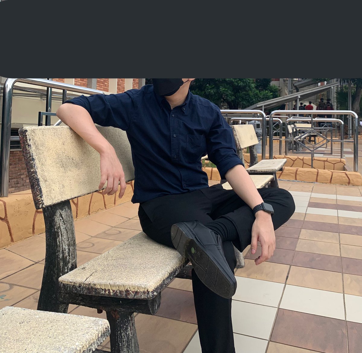 很久没有Post 了，为了证明我还在，今天就post 一个正装风。最近有想约玩了😏👀🫣