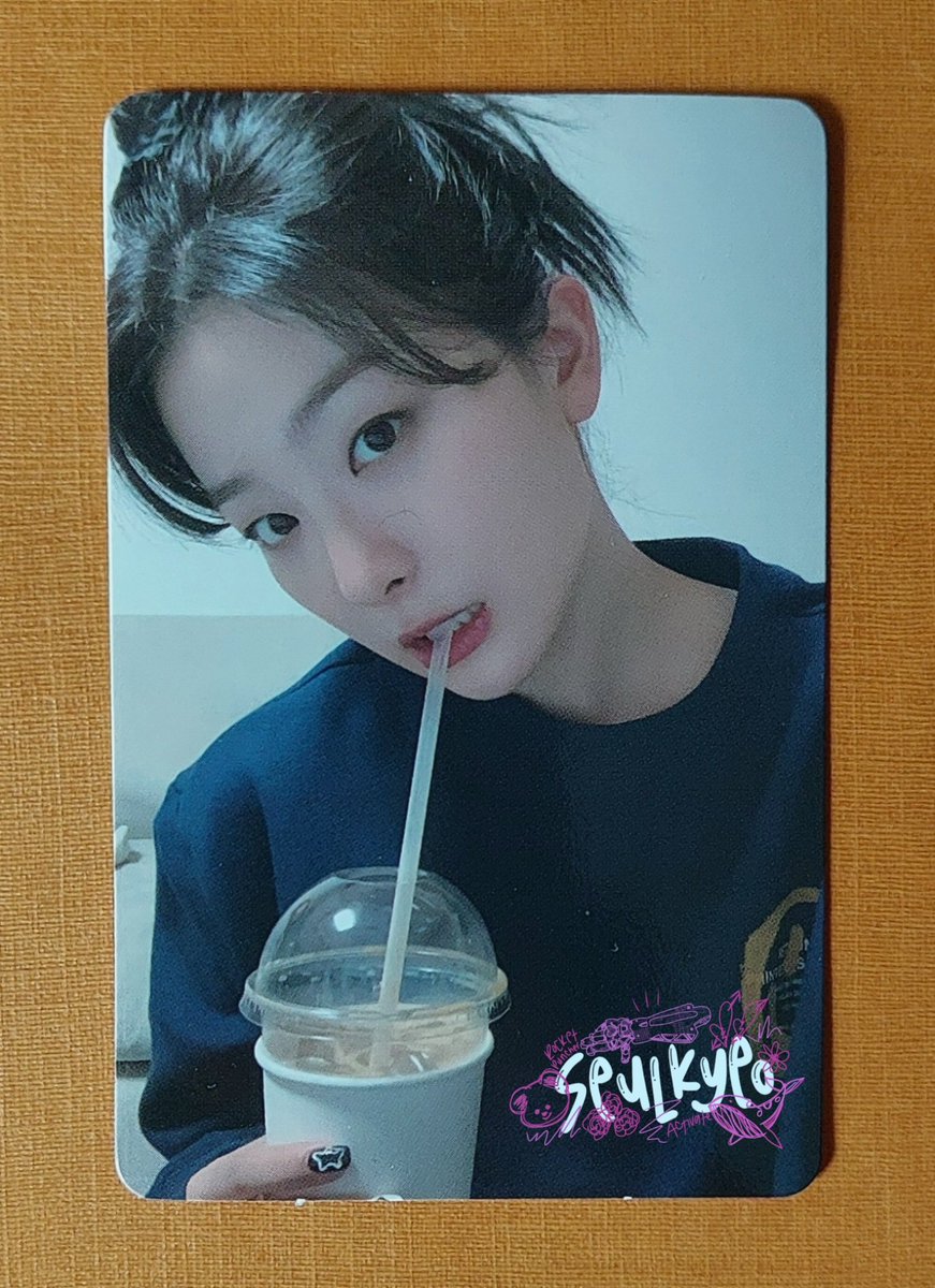 seulkyeo's tweet photo. ✰⠀⎯ ⠀#wismails ⤬ #_capseulsFeedbacks﹚
got seulatte na @_capseuls ! tysm for selling me her 🥺 + the quick and easy transaction <33 can't wait for our future transactions ! https://t.co/dvq12F3R54