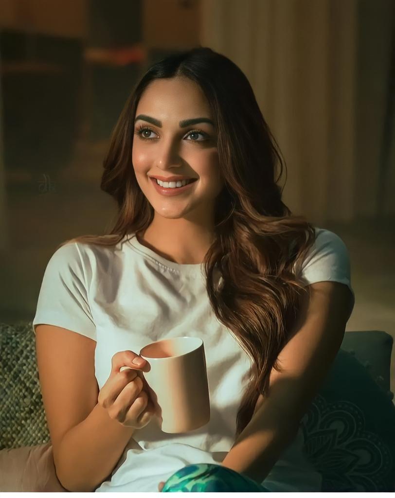 Kiara_Fan_Club's tweet photo. Good Morning @advani_kiara Mam All #KiaraAdvani Fans ☕☕ https://t.co/Hkcz5jrhoC